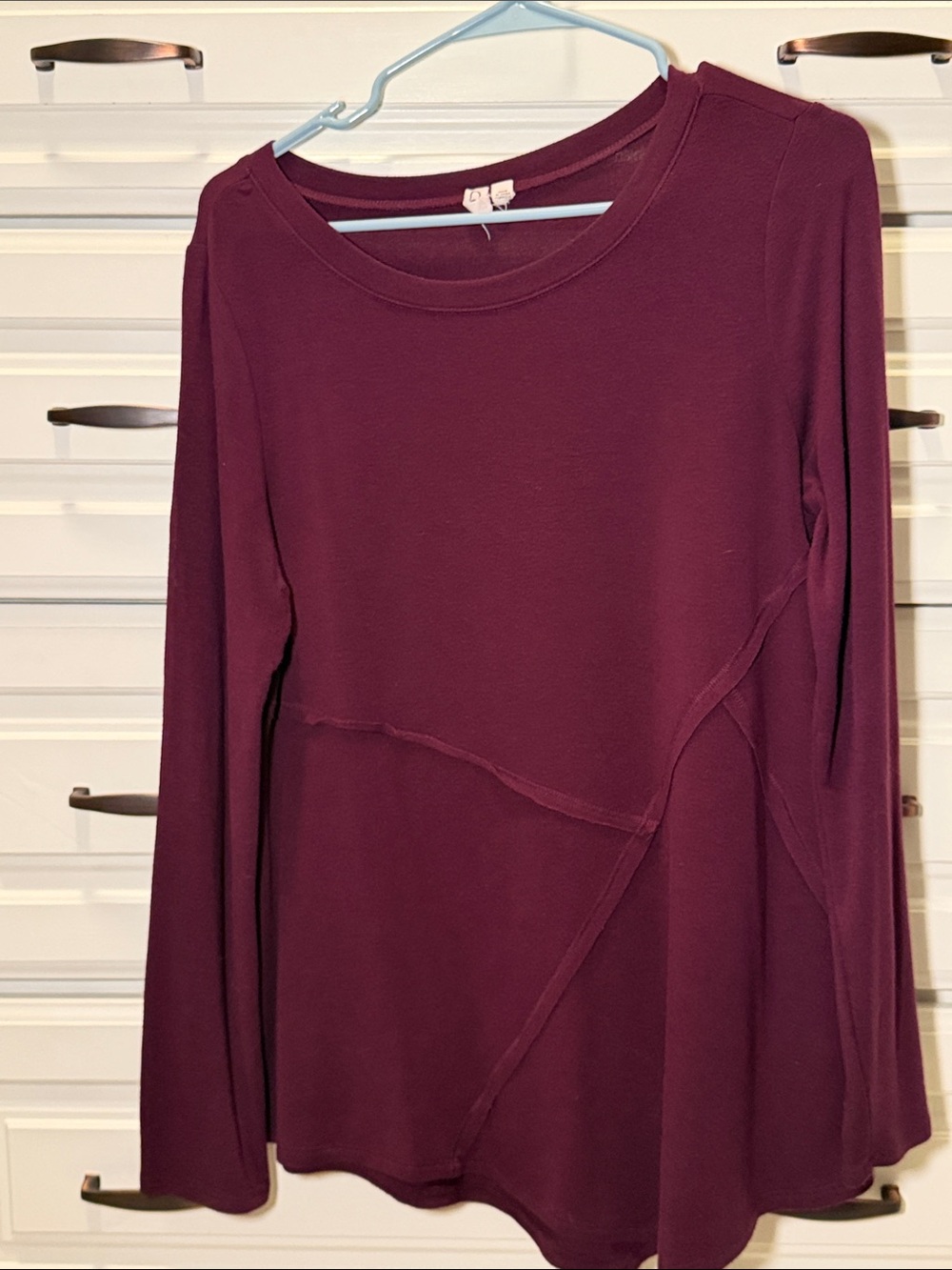 Cable & Gauge Long-Sleeve Seam Detail Top - Wine